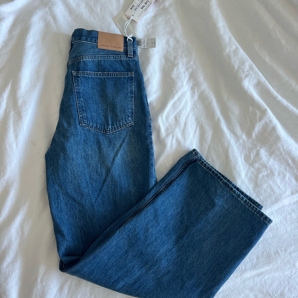 Denim Forum Size 26 Lo-rise Baggy Wide Jean from Aritzia